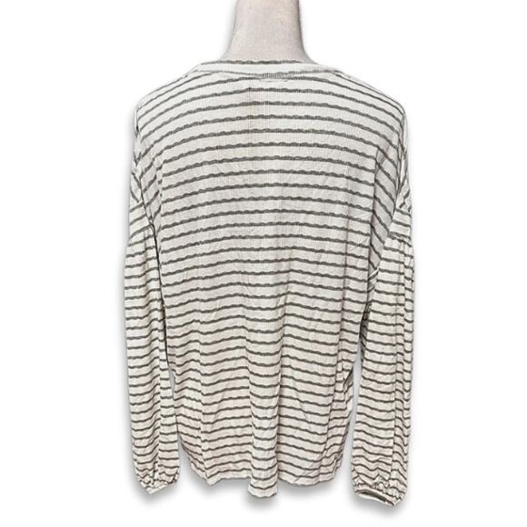 Weatherproof Vintage Top Striped Long Sleeve Relaxed Fit Ribbed Gray/Cream M NWT - Picture 4 of 9